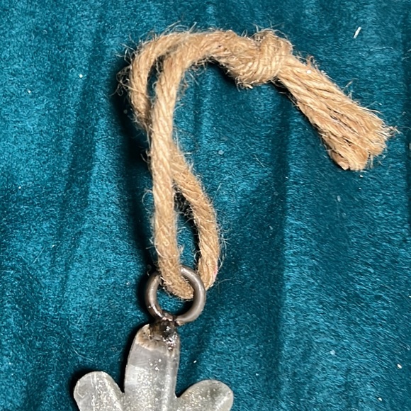 Rustic Tin Plate Snowflakes EXTRA LARGE Holiday Winter Wall Art Hanging Metal - Picture 6 of 12